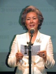 故パク・ヨンハの母、涙ながらに「ヨンハに会いたい…」