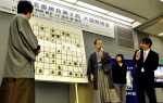 渡辺竜王が勝ってタイに　中飛車対策の研究手が奏功　〜〜第36期棋王戦 ５番勝負第２局　金沢市