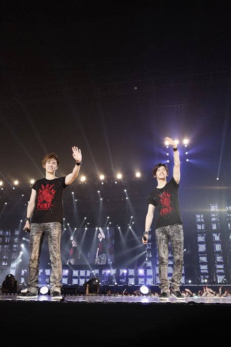 東方神起、日本ツアーで韓国人歌手史上最多の55万人を動員!