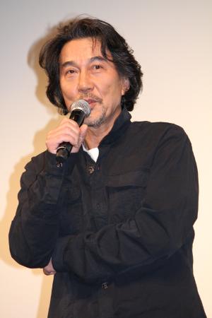 役所広司、製作前からノーギャラ出演を快諾 映画『ガレキとラジオ』のナレーションを担当