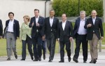 ◎英Ｇ８サミット　記念撮影に臨む各首脳